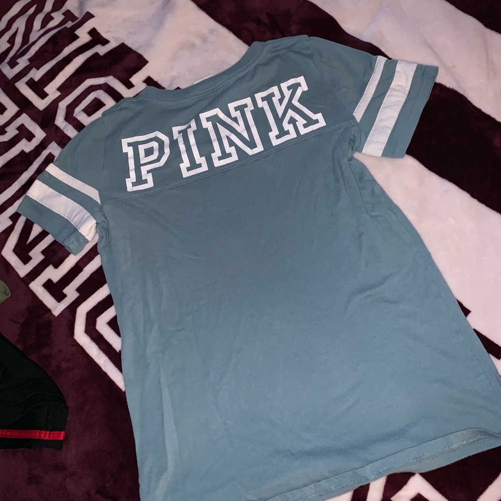Pink shirt - Picture 2 of 2